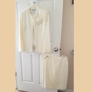 Classy Ivory 3 Piece Skirt Set